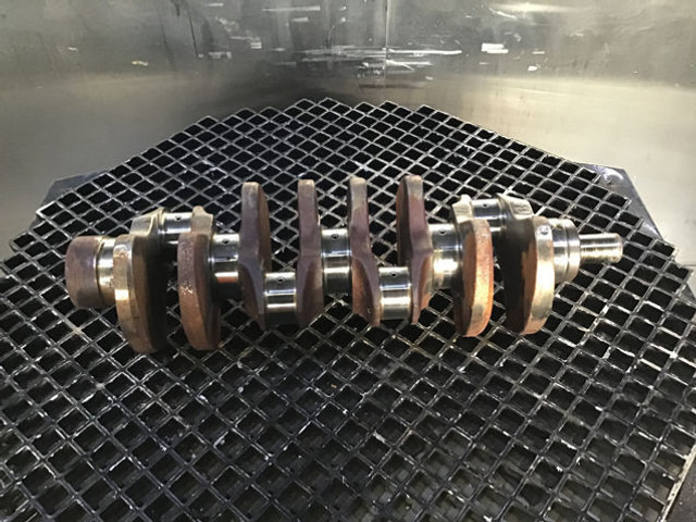 Liebherr Crankshaft D904/D914 - Vilebrequin: photos 4 Liebherr Crankshaft D904/D914 - Vilebrequin: photos 4