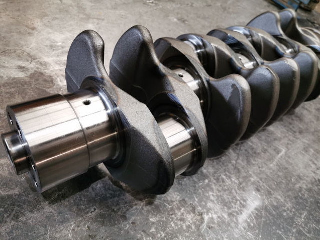 Liebherr Crankshaft D934L - Vilebrequin: photos 3 Liebherr Crankshaft D934L - Vilebrequin: photos 3