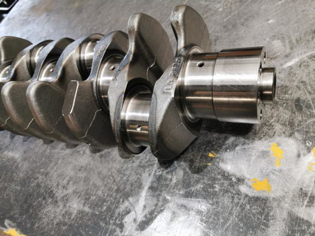 Liebherr Crankshaft D934S - Vilebrequin: photos 5 Liebherr Crankshaft D934S - Vilebrequin: photos 5