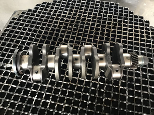 Liebherr Crankshaft - Vilebrequin: photos 1 Liebherr Crankshaft - Vilebrequin: photos 1