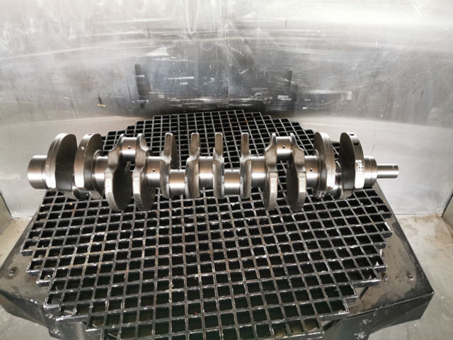 Liebherr Crankshaft Rebuild D926 - Vilebrequin: photos 3 Liebherr Crankshaft Rebuild D926 - Vilebrequin: photos 3