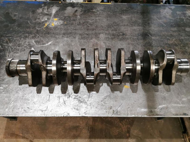 Liebherr Crankshaft Rebuild D926 - Vilebrequin: photos 4 Liebherr Crankshaft Rebuild D926 - Vilebrequin: photos 4