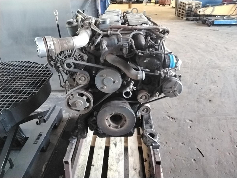 Liebherr D834 A7 - Moteur: photos 2 Liebherr D834 A7 - Moteur: photos 2