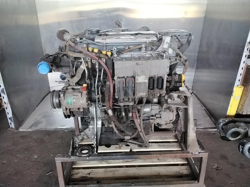 Liebherr D834 A7 - Moteur: photos 1 Liebherr D834 A7 - Moteur: photos 1