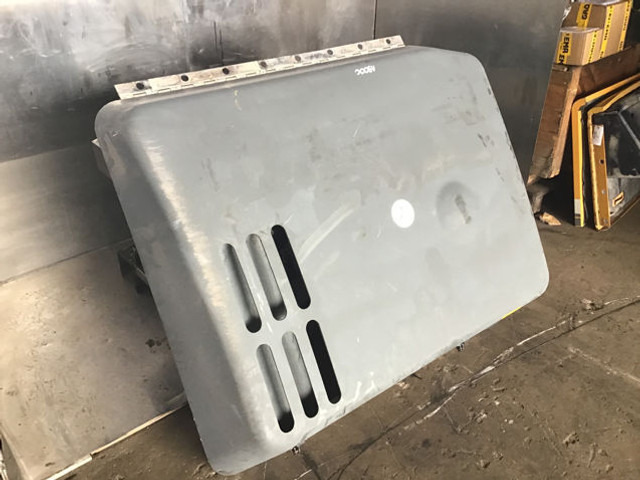 Liebherr Engine Hood - Capot: photos 2 Liebherr Engine Hood - Capot: photos 2