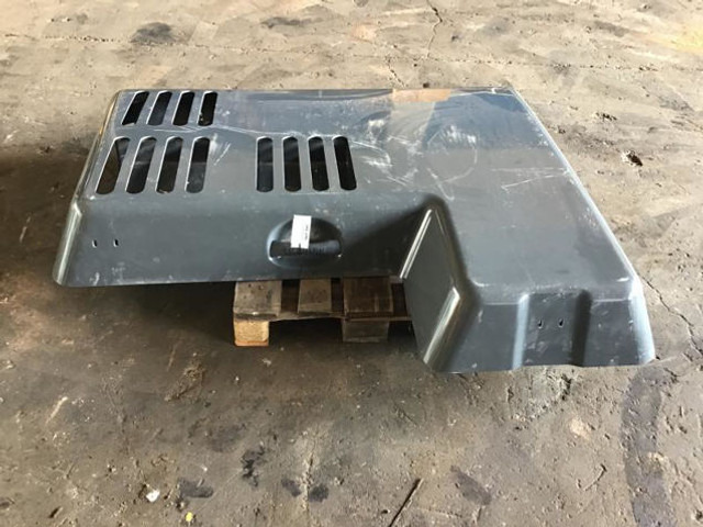 Liebherr Engine Hood - Capot: photos 2 Liebherr Engine Hood - Capot: photos 2
