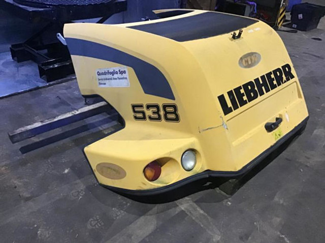 Liebherr Engine Hood - Capot: photos 2 Liebherr Engine Hood - Capot: photos 2
