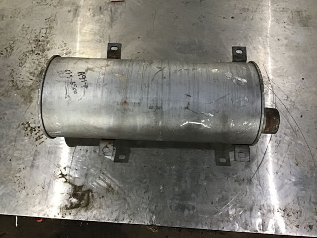 Liebherr Exhaust Silencer - Silencieux: photos 1 Liebherr Exhaust Silencer - Silencieux: photos 1