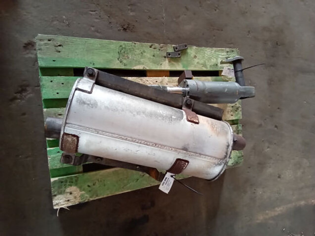 Liebherr Exhaust Silencer - Silencieux: photos 3 Liebherr Exhaust Silencer - Silencieux: photos 3