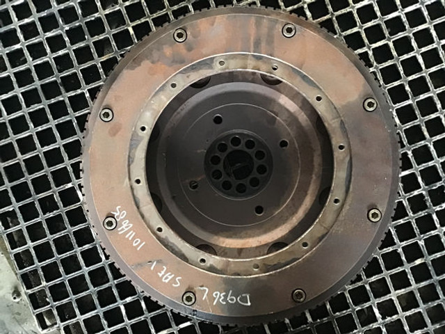 Liebherr Flywheel - Volant moteur: photos 1 Liebherr Flywheel - Volant moteur: photos 1