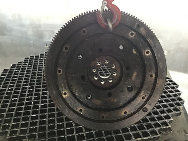 Liebherr Flywheel SAE2 - Volant moteur: photos 1 Liebherr Flywheel SAE2 - Volant moteur: photos 1