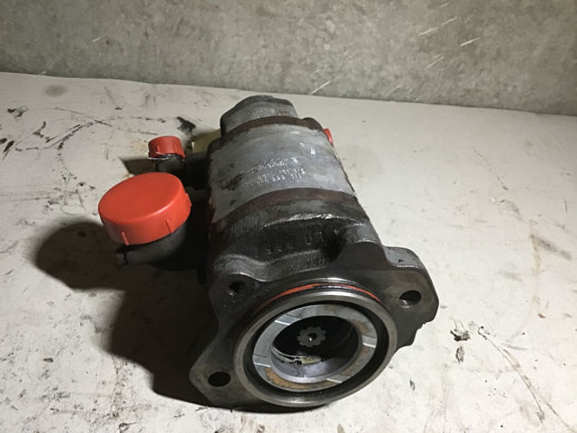 Liebherr Gear Pump - Pompe hydraulique: photos 1 Liebherr Gear Pump - Pompe hydraulique: photos 1