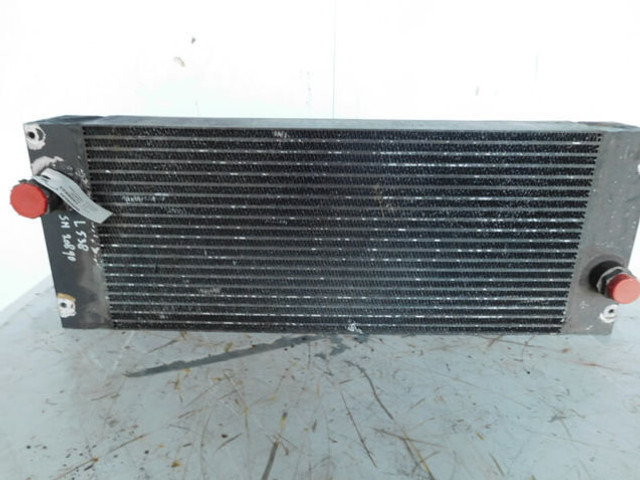 Liebherr Oilcooler - Radiateur d'huile: photos 1 Liebherr Oilcooler - Radiateur d'huile: photos 1