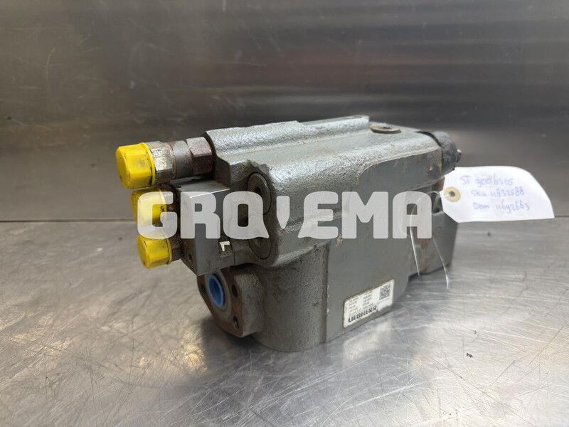 Liebherr R936 LC / R936 NLC - Hydraulique: photos 2 Liebherr R936 LC / R936 NLC - Hydraulique: photos 2