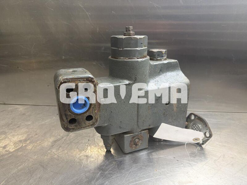 Liebherr R936 LC,R936 NLC - Hydraulique: photos 2 Liebherr R936 LC,R936 NLC - Hydraulique: photos 2