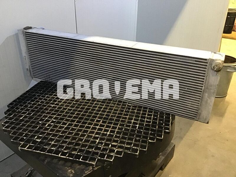 Liebherr R946 LC / R946 LC-V / R946 NLC / R946 S-HD - Radiateur: photos 2 Liebherr R946 LC / R946 LC-V / R946 NLC / R946 S-HD - Radiateur: photos 2