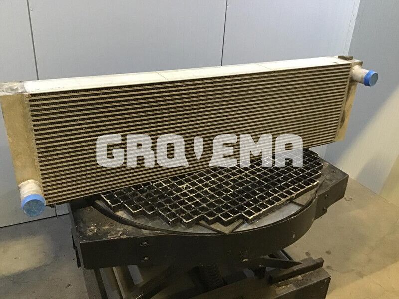 Liebherr R946 LC / R946 LC-V / R946 NLC / R946 S-HD - Radiateur: photos 1 Liebherr R946 LC / R946 LC-V / R946 NLC / R946 S-HD - Radiateur: photos 1