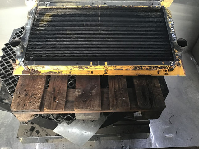 Liebherr Watercooler - Intercooler: photos 1 Liebherr Watercooler - Intercooler: photos 1