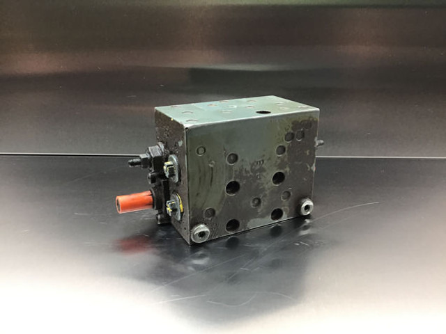 Rexroth Regulator - Valve: photos 1 Rexroth Regulator - Valve: photos 1