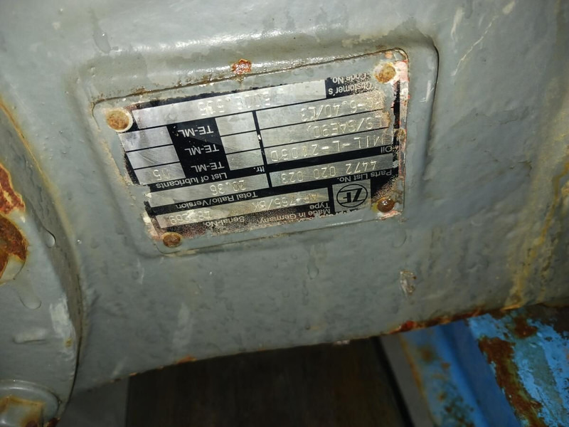 ZF APB765 - Essieu et pièces: photos 2 ZF APB765 - Essieu et pièces: photos 2