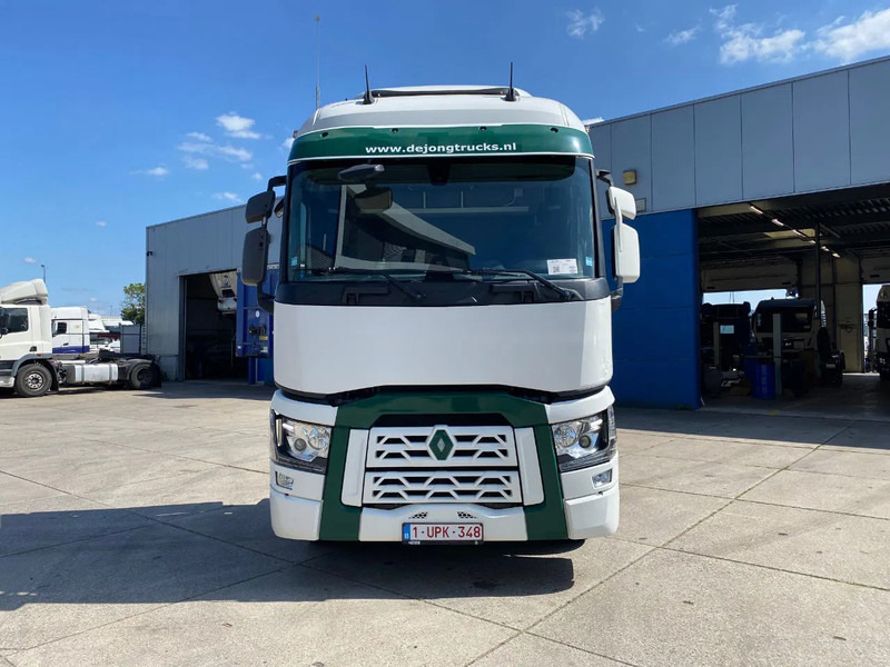 Renault T520 Comfort / 6x2/4 / Steering Axle / Hub Reduction / 290.235 km - Tracteur routier: photos 2 Renault T520 Comfort / 6x2/4 / Steering Axle / Hub Reduction / 290.235 km - Tracteur routier: photos 2