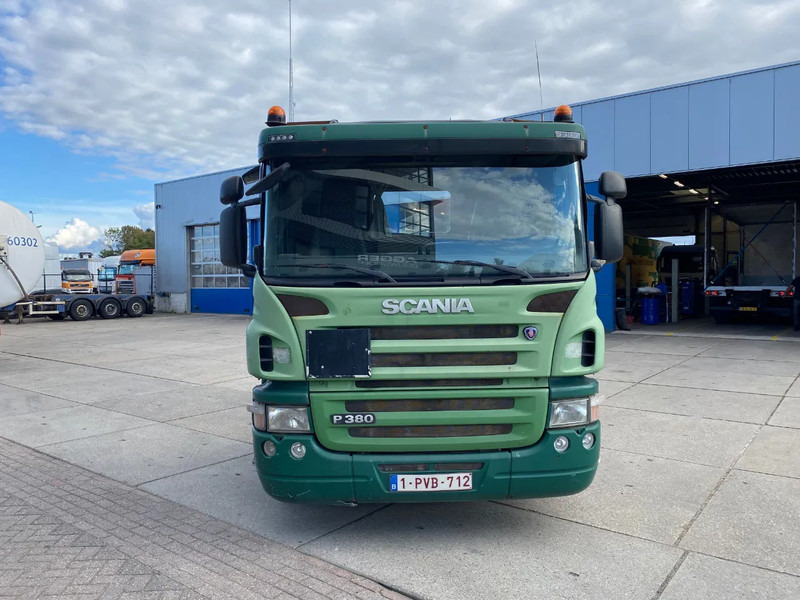 Scania P380 / Semi-automatic / ADR / Euro 4 - Tracteur routier: photos 2 Scania P380 / Semi-automatic / ADR / Euro 4 - Tracteur routier: photos 2