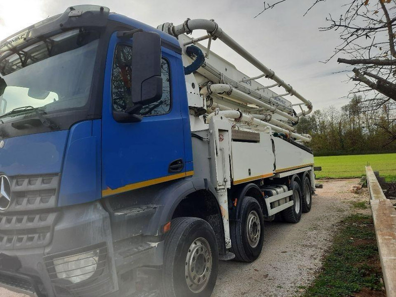 Mercedes-Benz AROCS - Camion pompe: photos 2 Mercedes-Benz AROCS - Camion pompe: photos 2