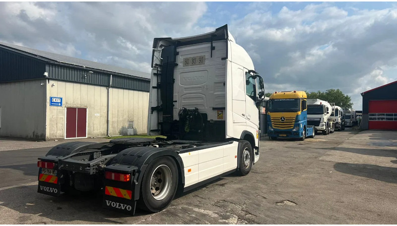 Volvo FH 460 Koelkast+Top condition - Tracteur routier: photos 4 Volvo FH 460 Koelkast+Top condition - Tracteur routier: photos 4