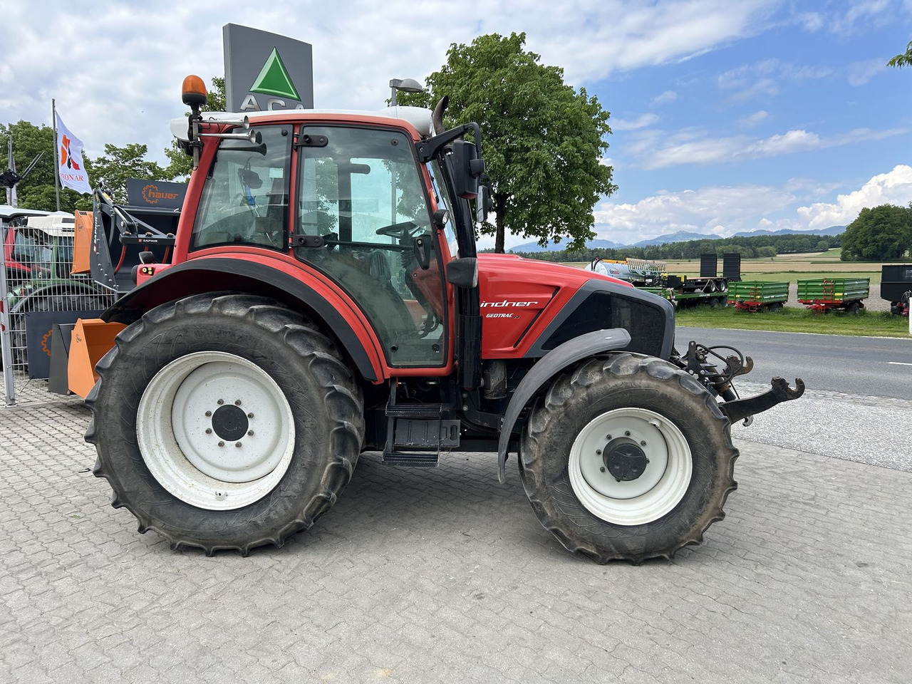 Lindner Geotrac 94 - Tracteur agricole: photos 2 Lindner Geotrac 94 - Tracteur agricole: photos 2