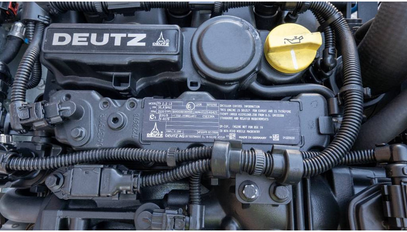 Deutz TD 2.2 L3 - Moteur pour Engins de chantier: photos 5 Deutz TD 2.2 L3 - Moteur pour Engins de chantier: photos 5