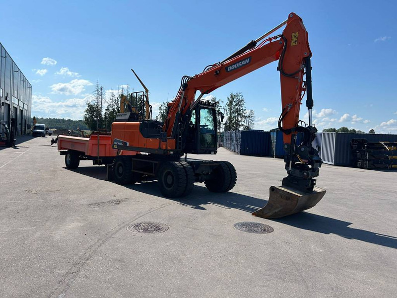 Doosan DX 140 W-5 - Pelle sur pneus: photos 5 Doosan DX 140 W-5 - Pelle sur pneus: photos 5