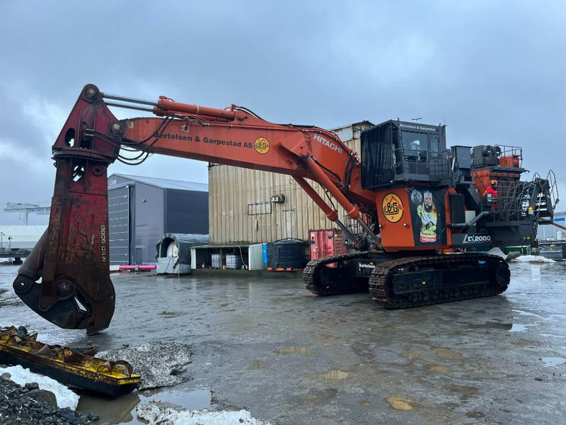 Hitachi EX2000-7BBH - Pelle sur chenille: photos 1 Hitachi EX2000-7BBH - Pelle sur chenille: photos 1