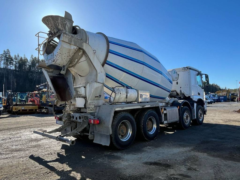 Mercedes-Benz Arocs 3246 - Camion malaxeur: photos 4 Mercedes-Benz Arocs 3246 - Camion malaxeur: photos 4
