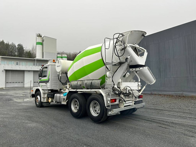 Scania T112 H 6X2 - Camion malaxeur: photos 2 Scania T112 H 6X2 - Camion malaxeur: photos 2