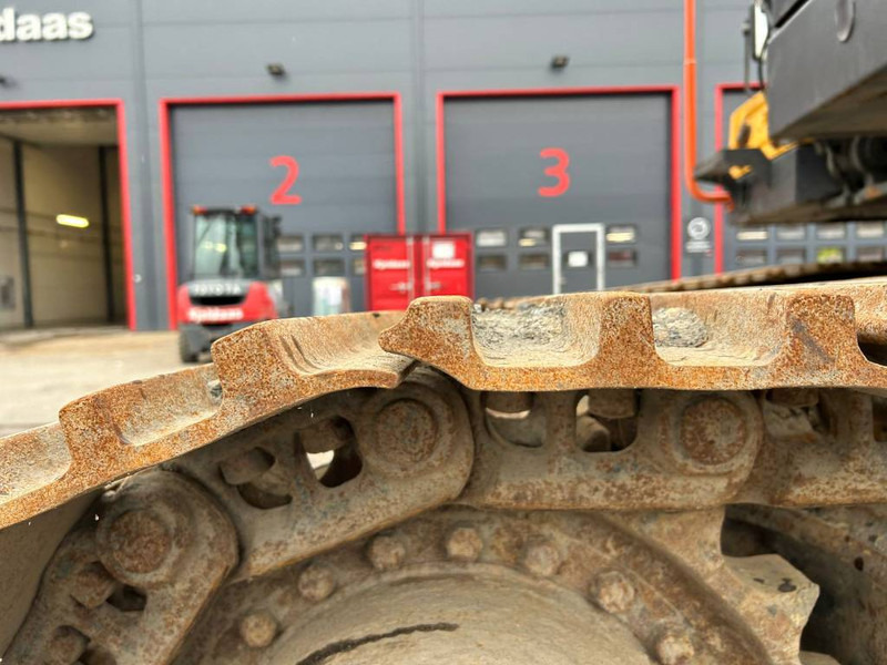 Pelle sur chenille Volvo EC 300 EL: photos 18
