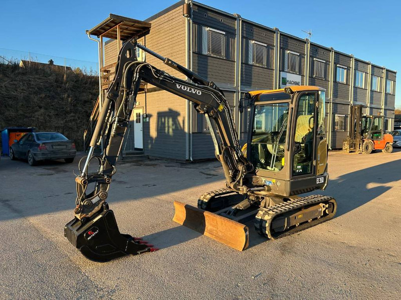 Volvo EC 35 D - Mini pelle: photos 1 Volvo EC 35 D - Mini pelle: photos 1