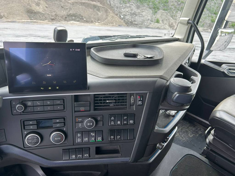 Crédit-bail Volvo FH 540 + 24T JOAB Volvo FH 540 + 24T JOAB: photos 10