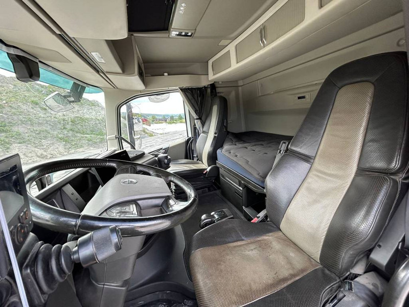 Crédit-bail Volvo FH 540 + 24T JOAB Volvo FH 540 + 24T JOAB: photos 9