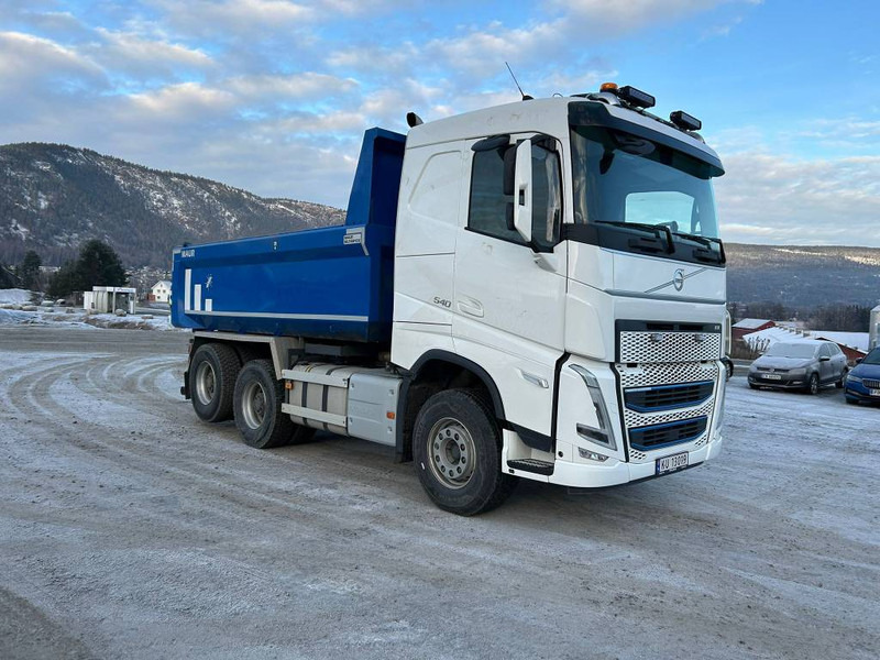 Volvo FH 540 6X4 + MAUR trippelkjerre - Camion benne: photos 4 Volvo FH 540 6X4 + MAUR trippelkjerre - Camion benne: photos 4