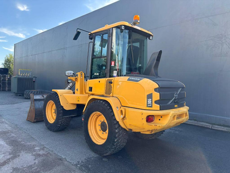 Volvo L 30 GS - Chargeuse sur pneus: photos 3 Volvo L 30 GS - Chargeuse sur pneus: photos 3