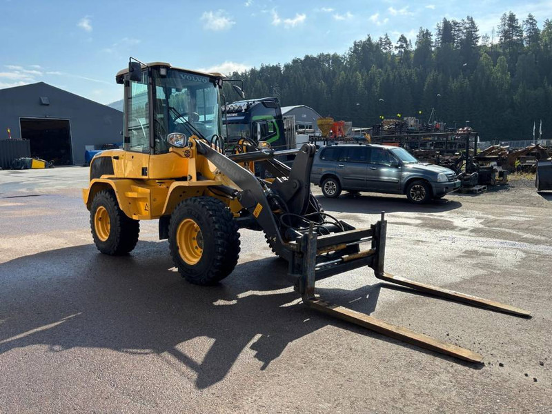 Volvo L 30 GS - Chargeuse sur pneus: photos 4 Volvo L 30 GS - Chargeuse sur pneus: photos 4
