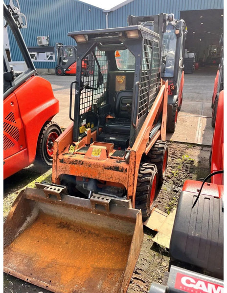 Bobcat S70 - Mini chargeuse: photos 1 Bobcat S70 - Mini chargeuse: photos 1