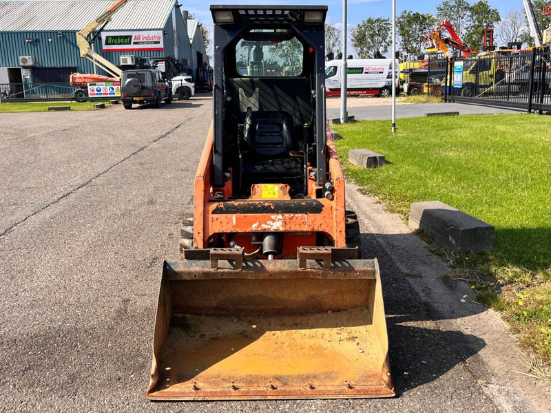 Bobcat S70 - Mini chargeuse: photos 5 Bobcat S70 - Mini chargeuse: photos 5