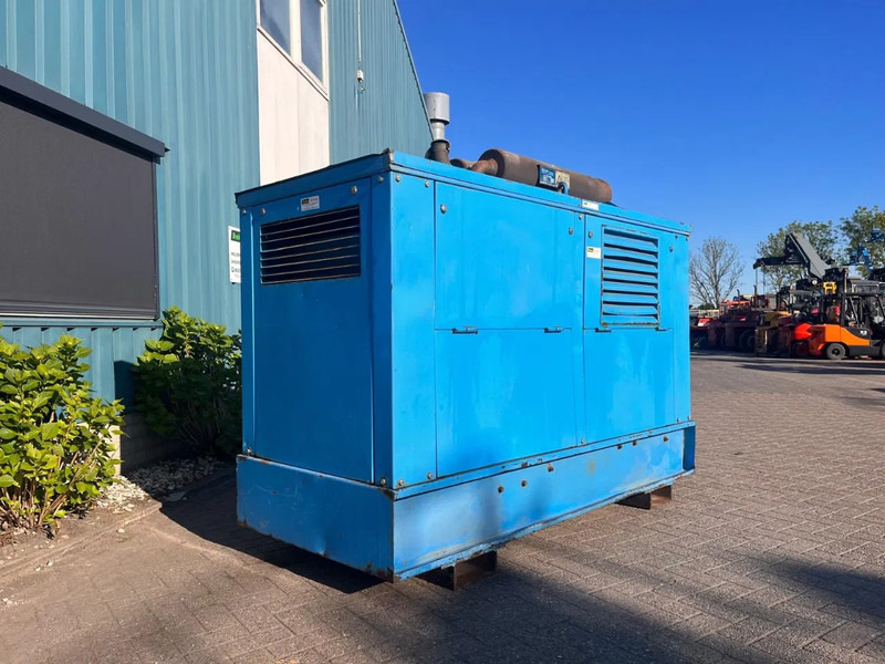 John Deere Stamford 42.5 kVA - Groupe électrogène: photos 1 John Deere Stamford 42.5 kVA - Groupe électrogène: photos 1
