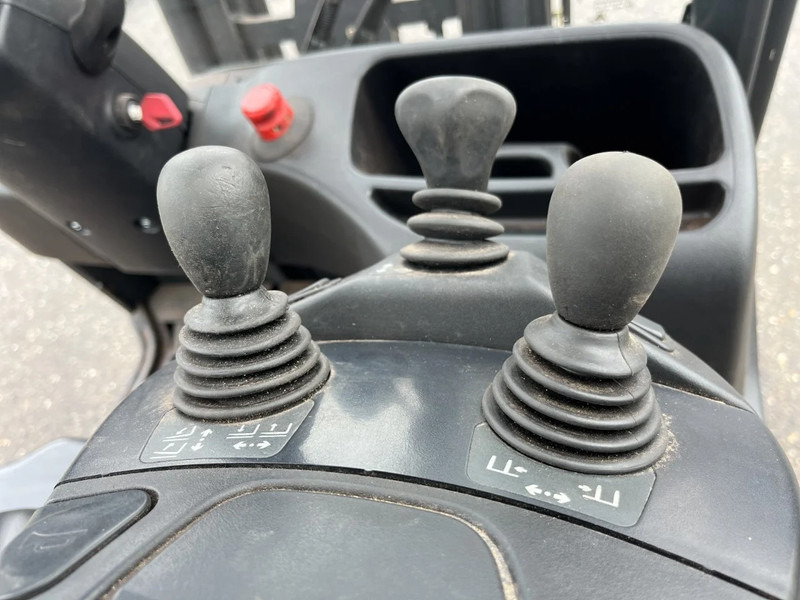 Chariot élévateur électrique Linde E16H-02: photos 12