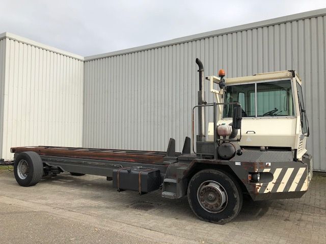 Terberg TT20 Body Carrier - Tracteur portuaire: photos 1 Terberg TT20 Body Carrier - Tracteur portuaire: photos 1