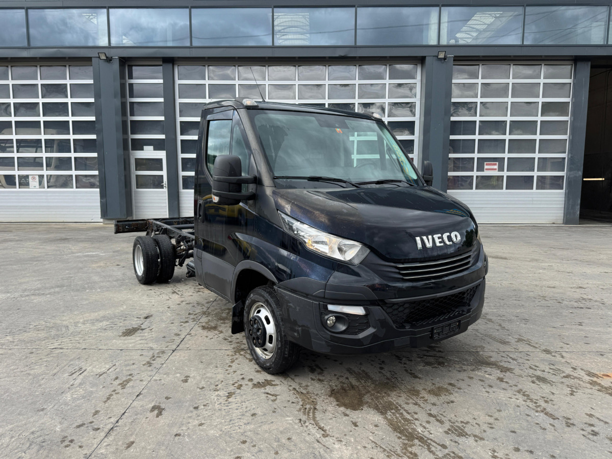 IVECO 35C21 Daily - Châssis cabine: photos 2 IVECO 35C21 Daily - Châssis cabine: photos 2