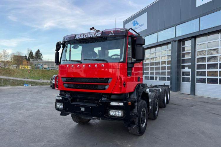Iveco Trakker 450 8x4 Fahrgestell - Châssis cabine: photos 1 Iveco Trakker 450 8x4 Fahrgestell - Châssis cabine: photos 1