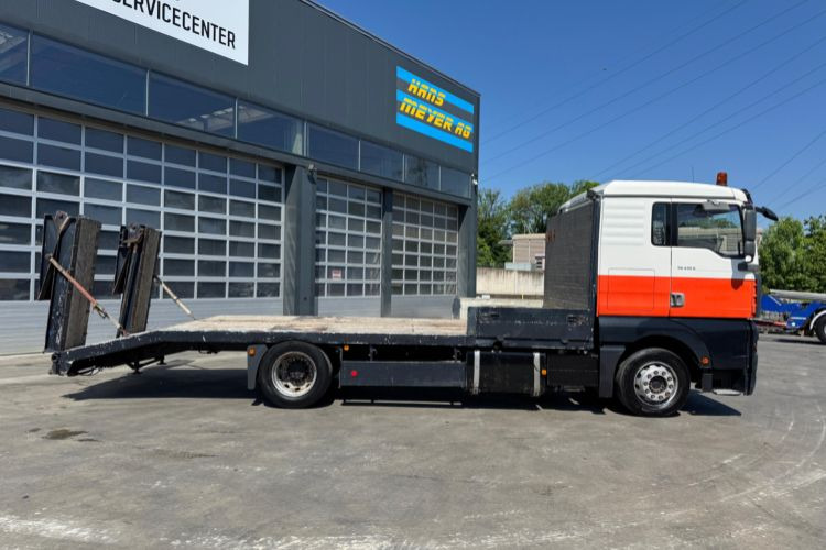 MAN TGA 18.413 4x2 BaggerTaxi - Camion porte-voitures: photos 4 MAN TGA 18.413 4x2 BaggerTaxi - Camion porte-voitures: photos 4