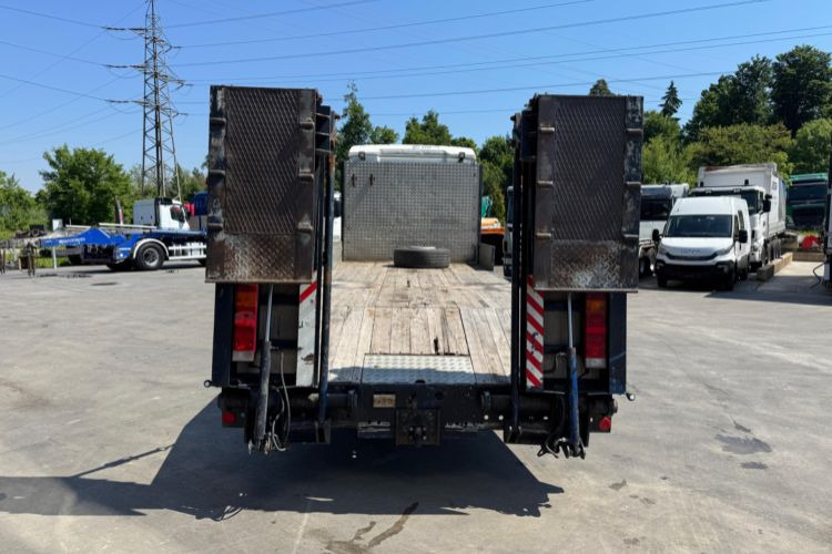 MAN TGA 18.413 4x2 BaggerTaxi - Camion porte-voitures: photos 5 MAN TGA 18.413 4x2 BaggerTaxi - Camion porte-voitures: photos 5